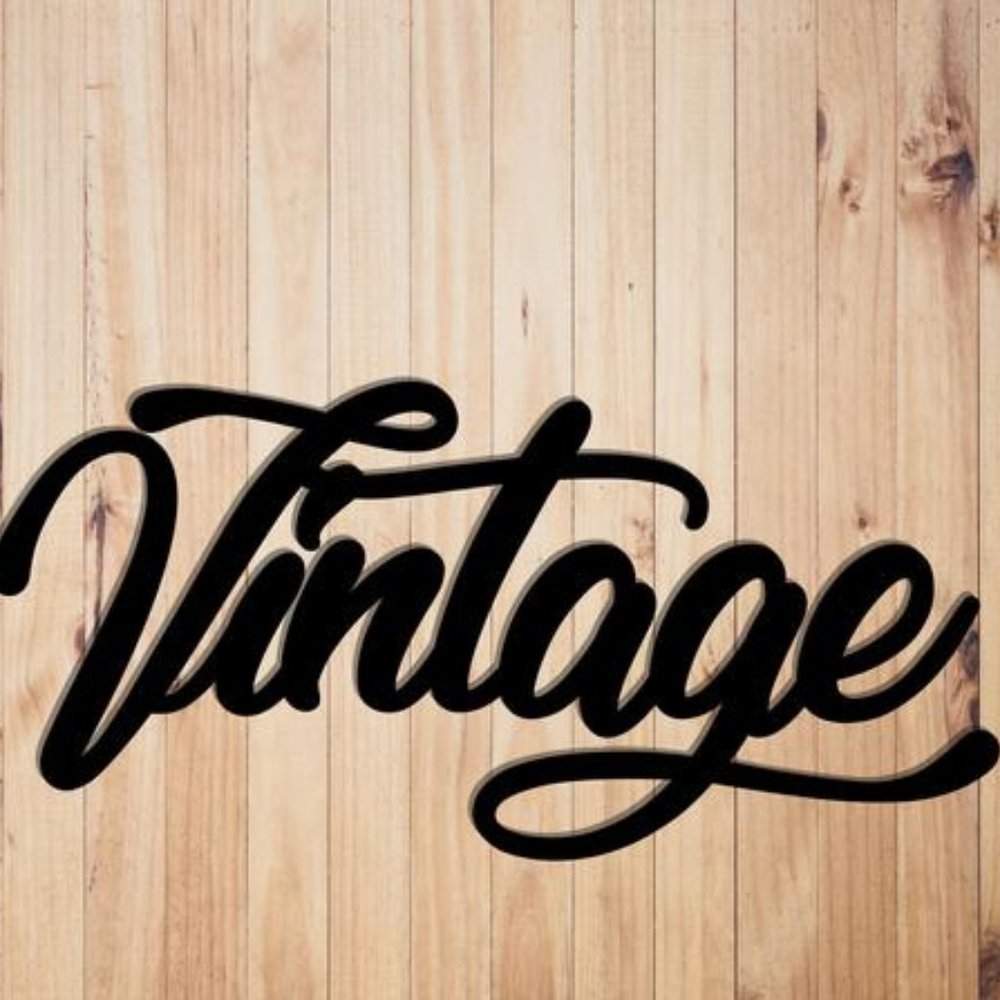 VINTAGE ITEMS SHOULD NOT BE WASHED OR ALTERED!!!!!
